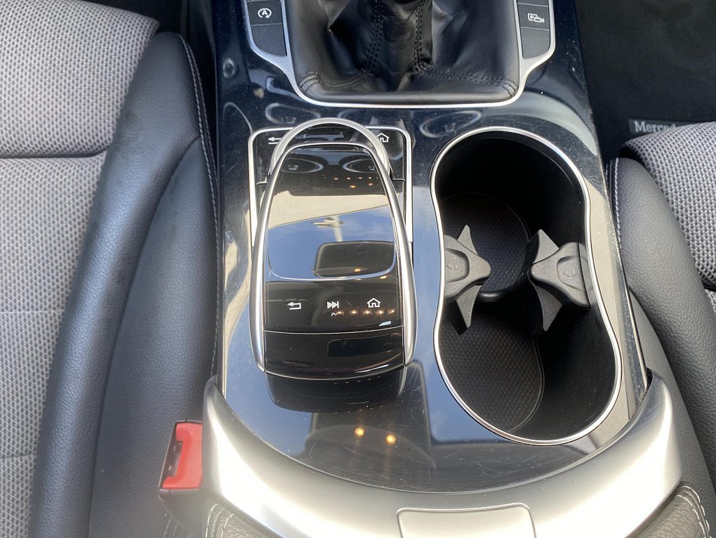Mercedes-Benz Třída C 1.6i 
