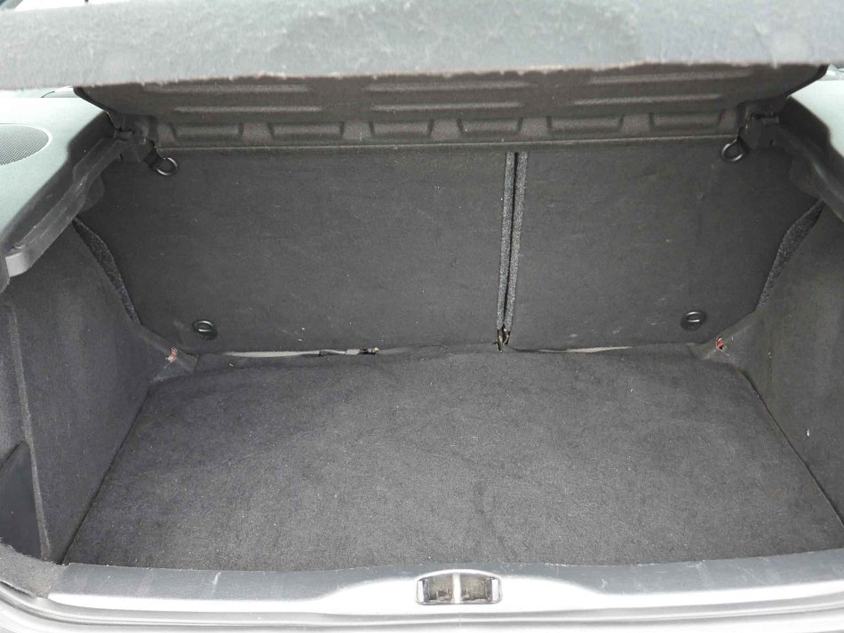 Citroën C4 1.6i 16V 