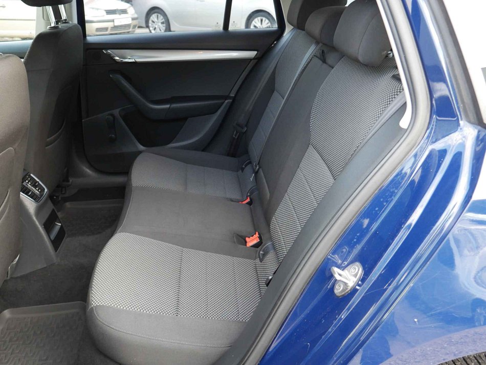 Škoda Octavia III 2.0 TDi Ambition 4x4