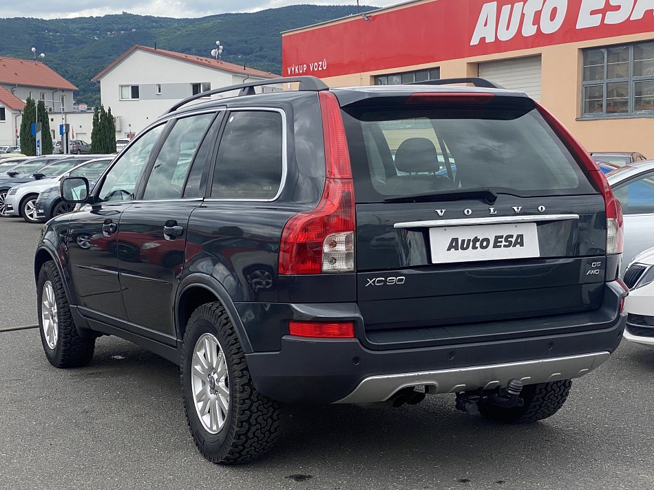 Volvo XC90 2.4 D5 Momentum
