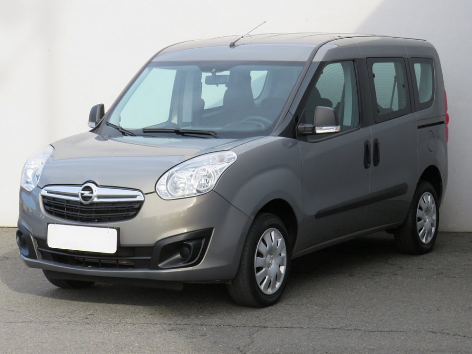 Opel Combo 1.2T Life