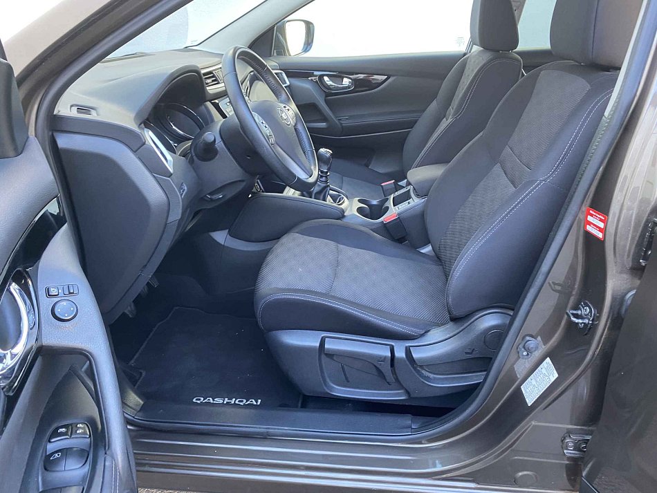 Nissan Qashqai 1.2 DiG-T Acenta