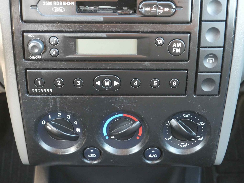 Ford Fusion 1.4 16V 