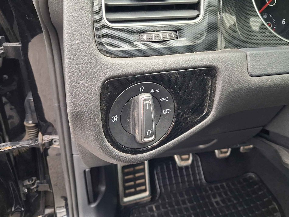 Volkswagen Golf 2.0 TDi GTD