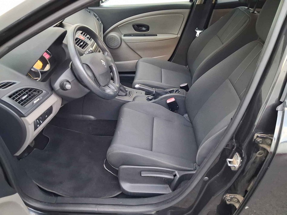 Renault Mégane 1.6i 16V 