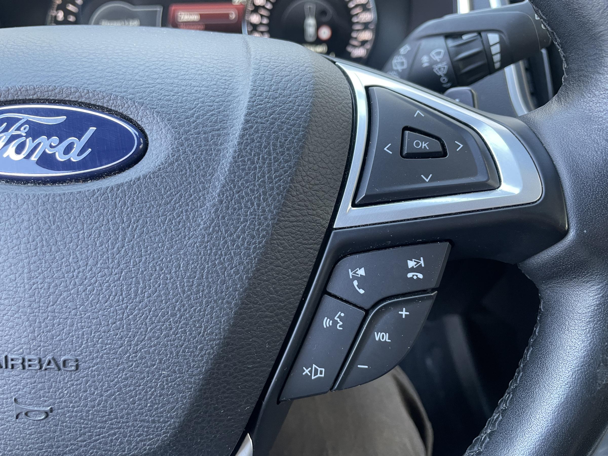 Ford S-MAX, 2017 - pohled č. 17