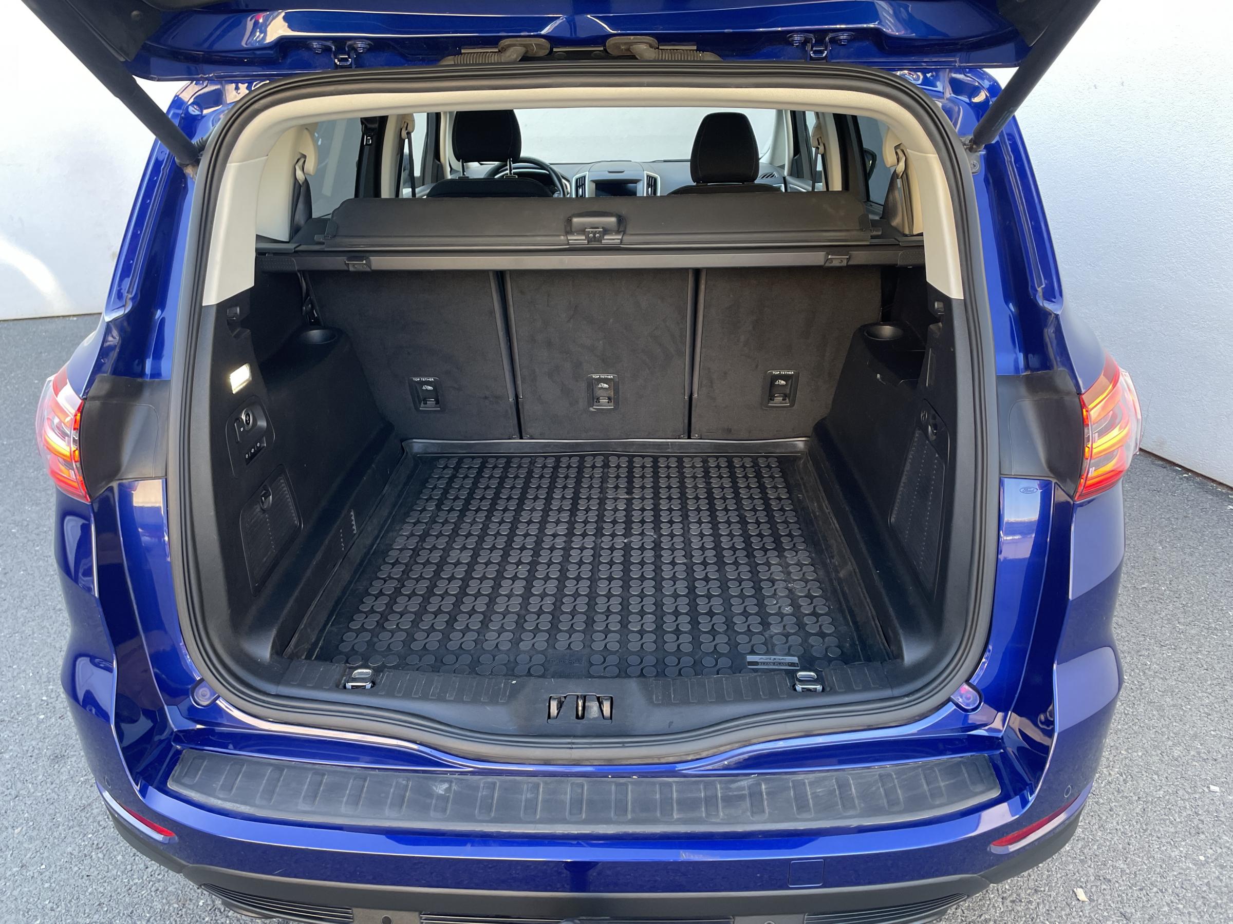 Ford S-MAX, 2017 - pohled č. 7