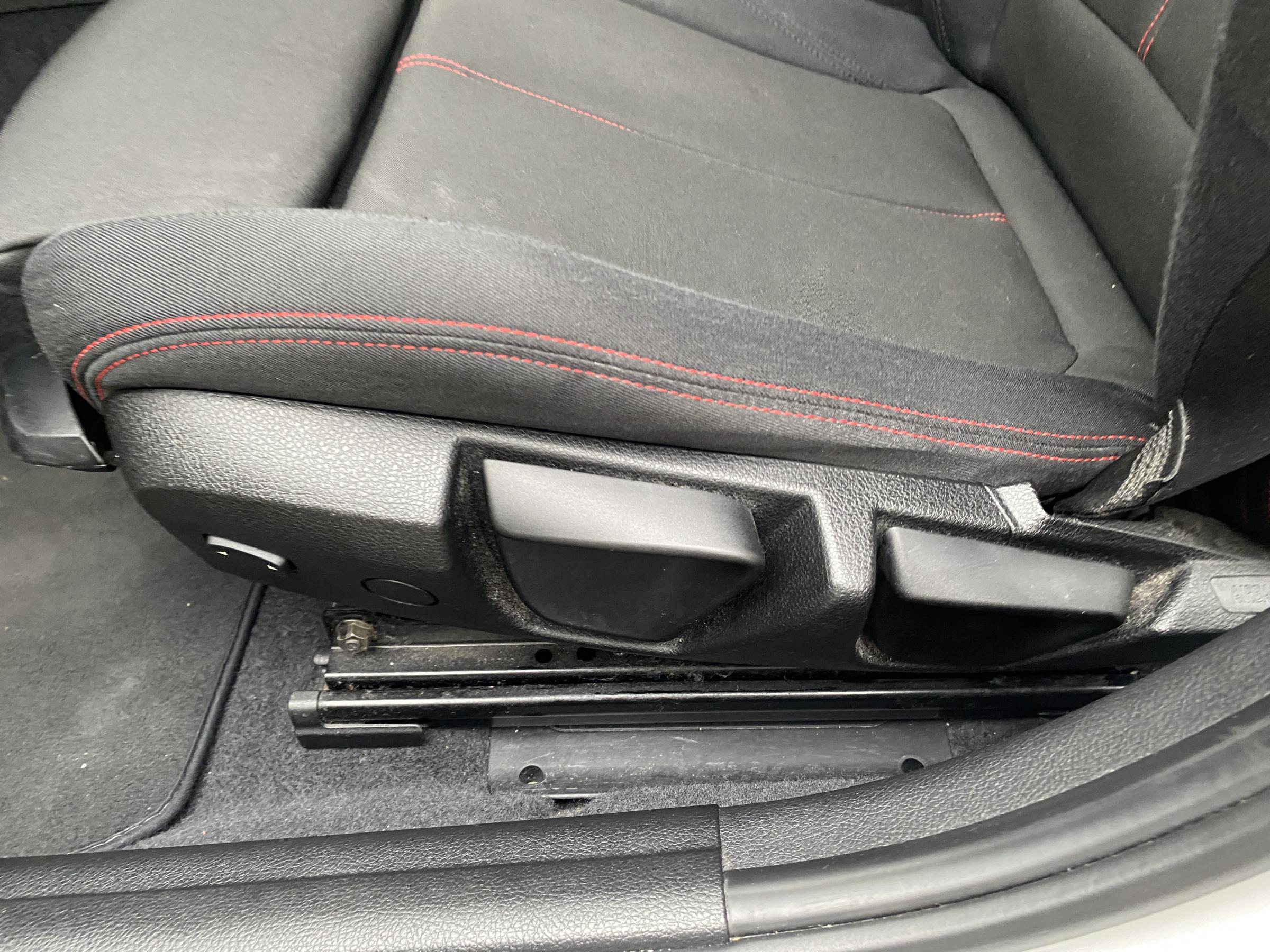 BMW Řada 1, 2013 - pohled č. 14