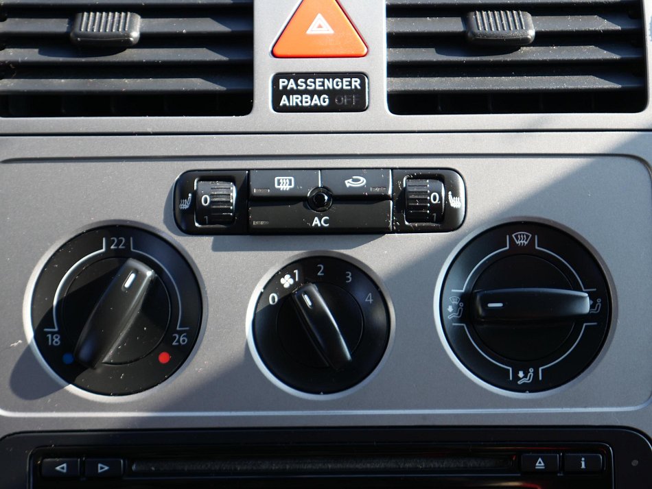 Volkswagen Touran 1.4 TSI 