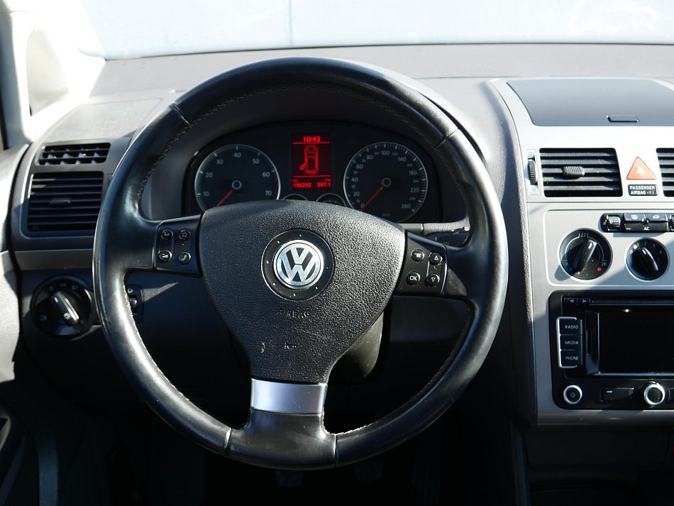 Volkswagen Touran 1.4 TSI 