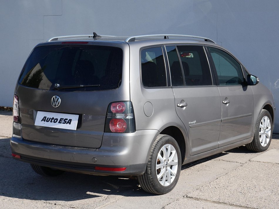 Volkswagen Touran 1.4 TSI 