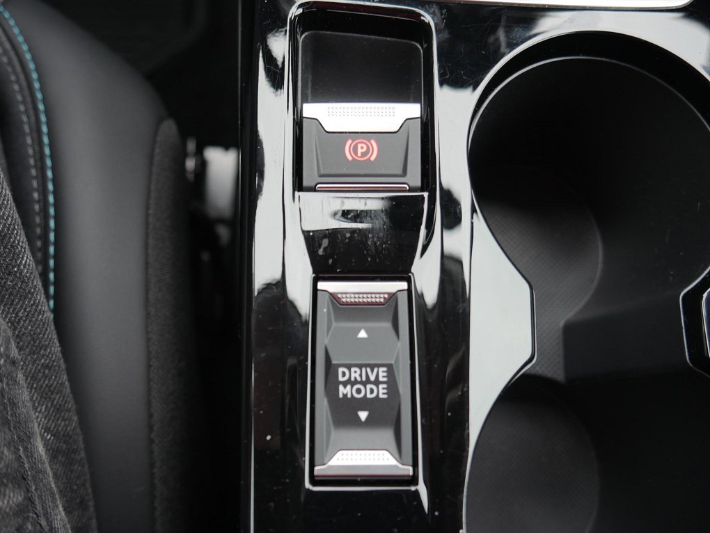 Peugeot 2008 1.2 PT Allure