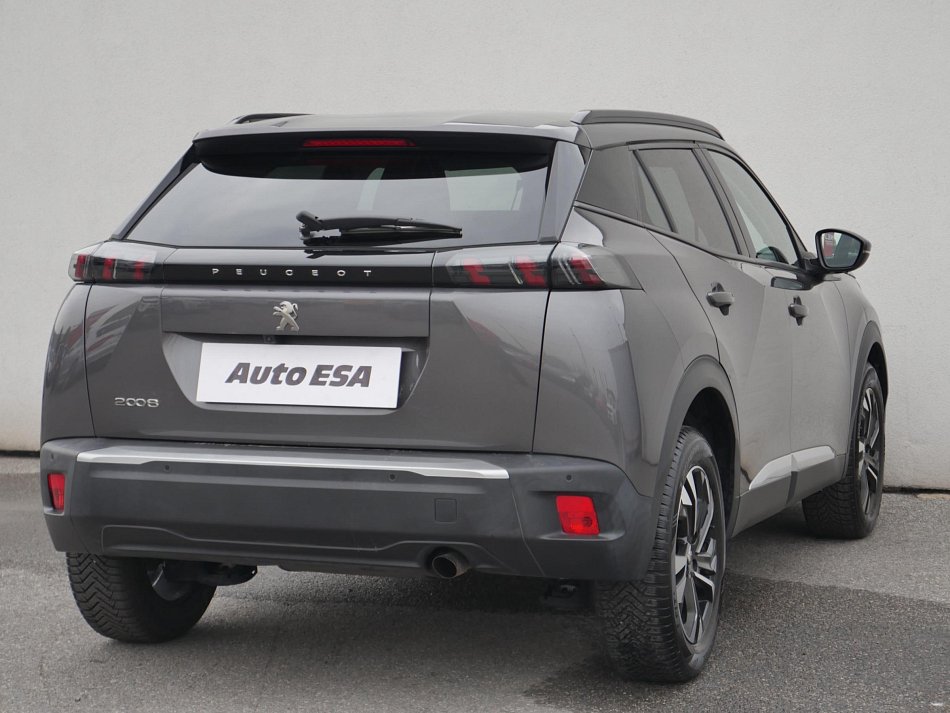 Peugeot 2008 1.2 PT Allure