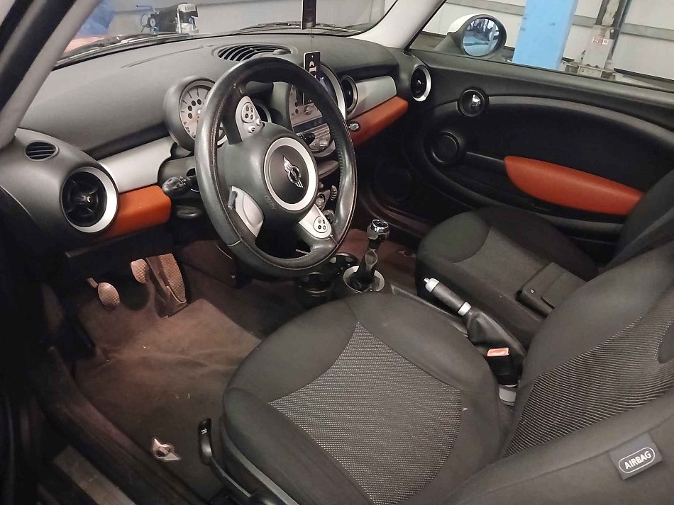 Mini Cooper 1.6 D 