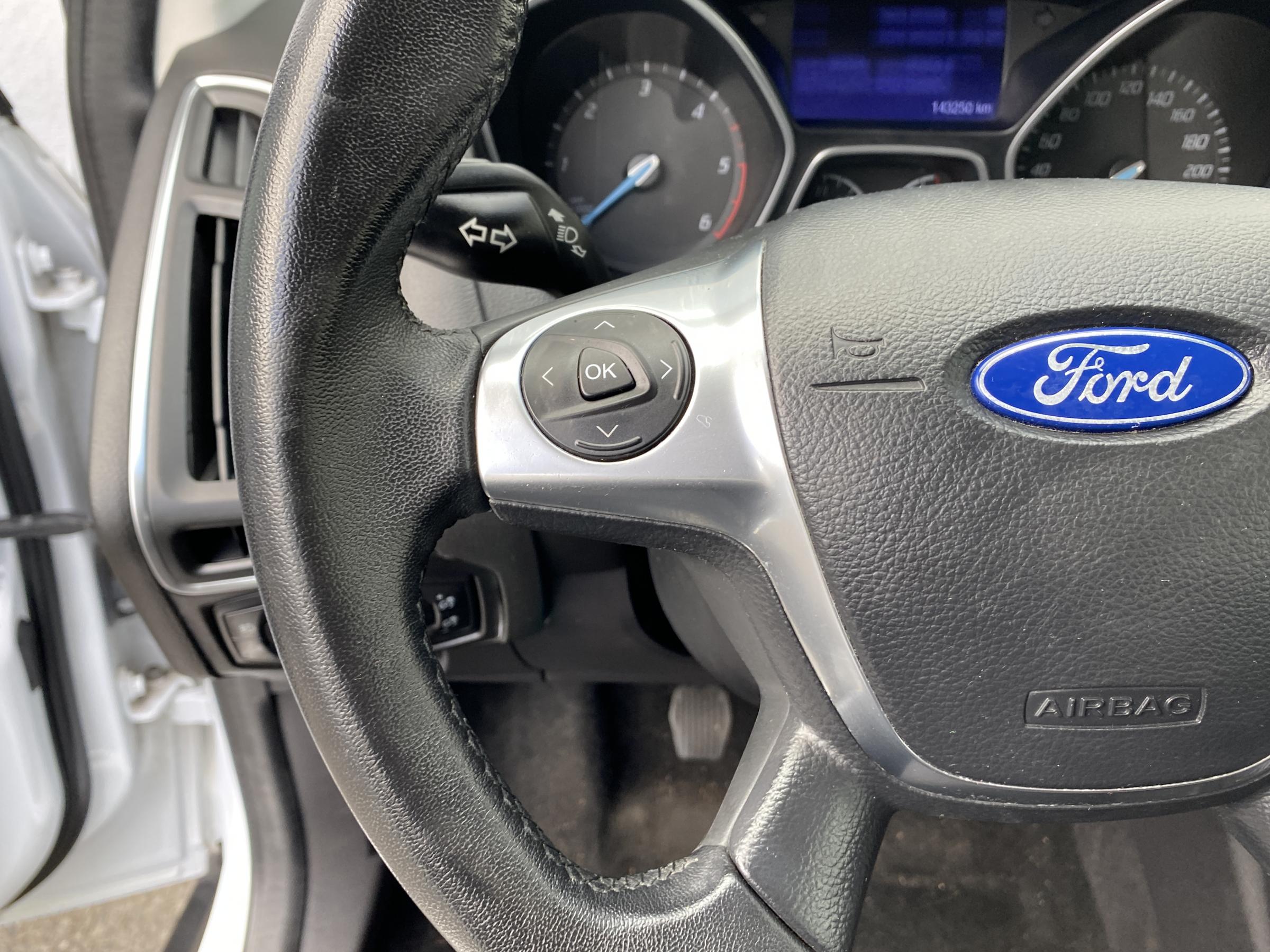 Ford Focus, 2013 - pohled č. 12