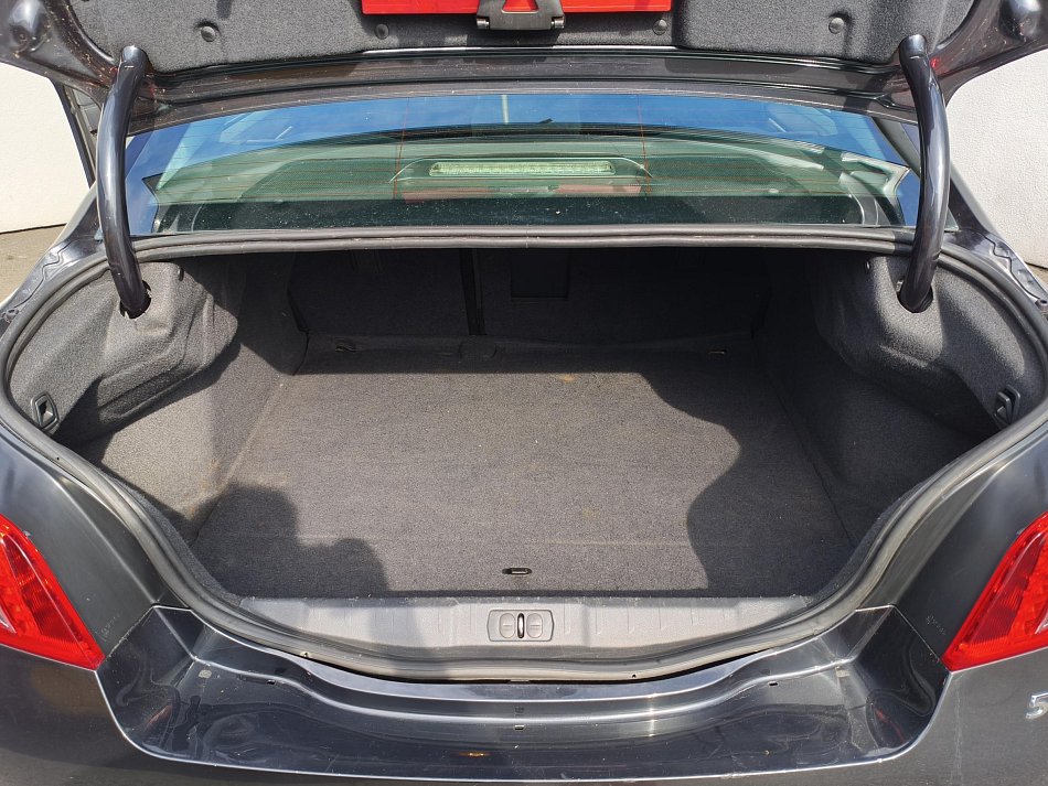 Peugeot 508 1.6 HDi 