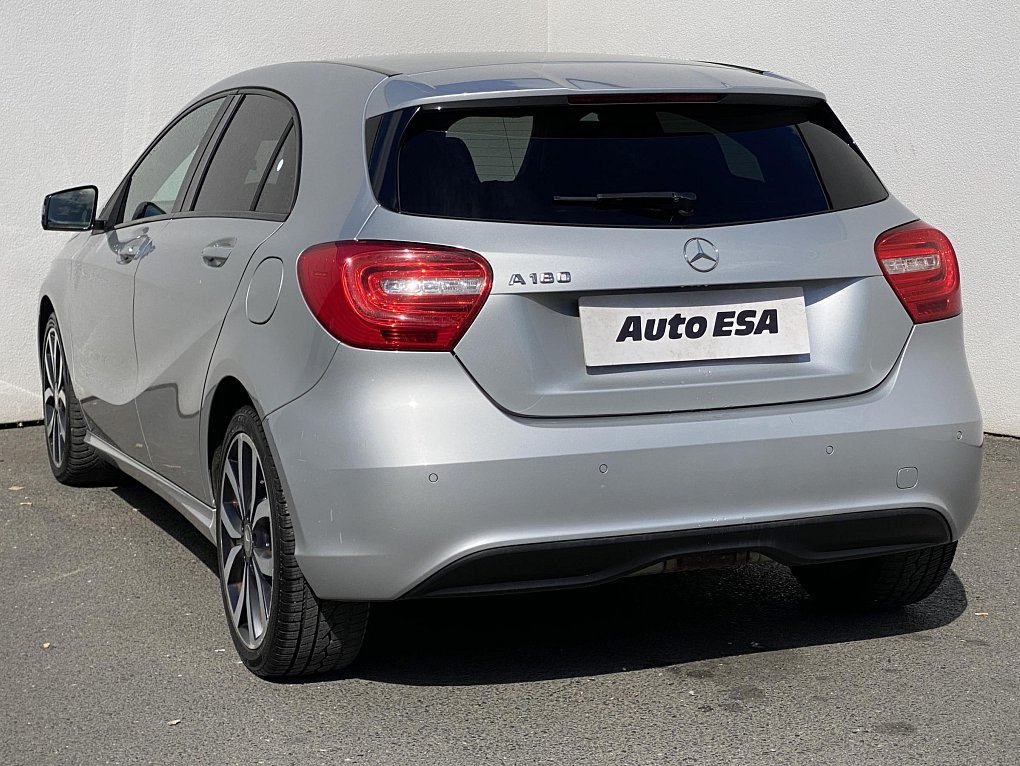 Mercedes-Benz Třída A 1.6i Sport A180