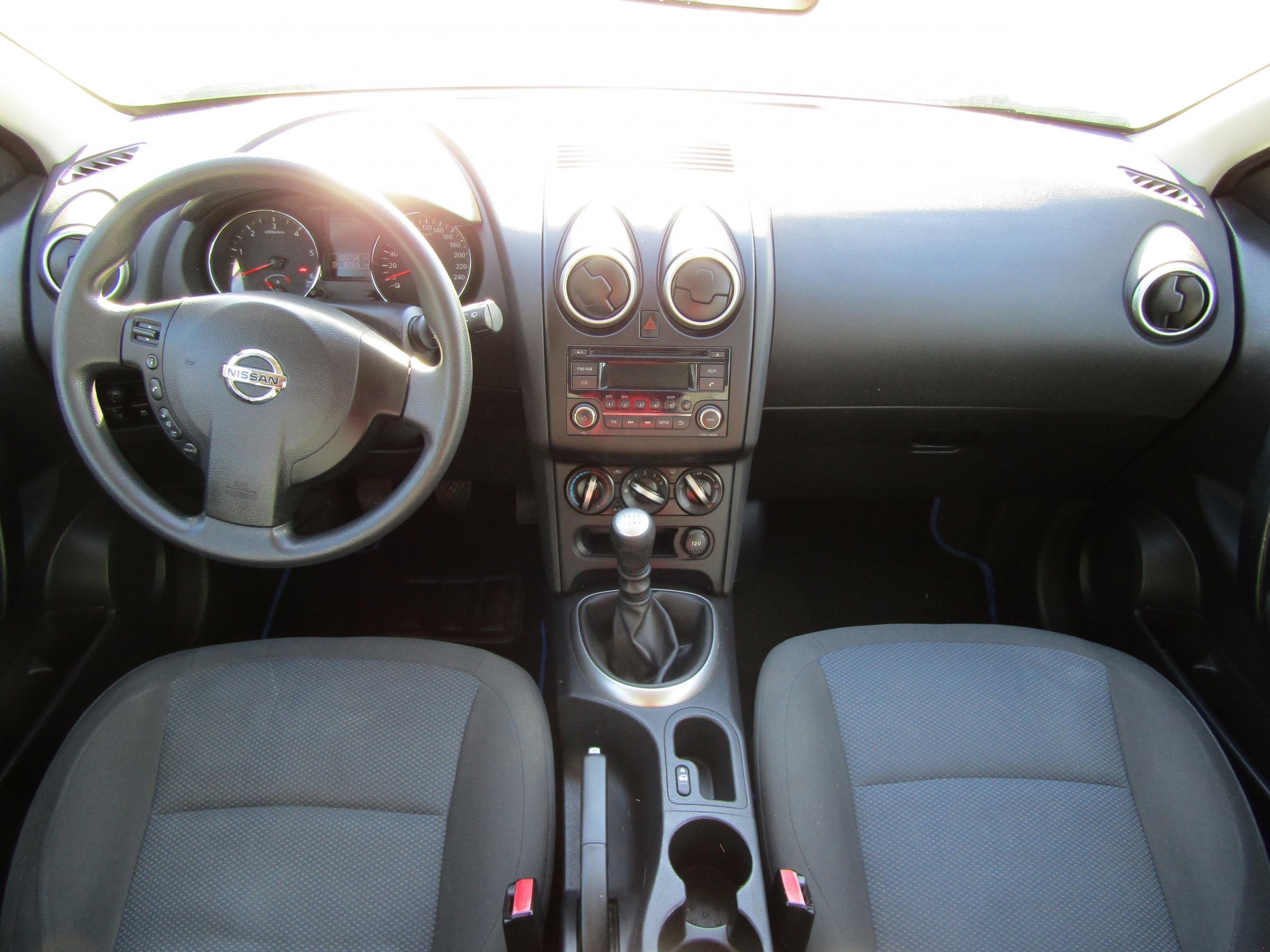 Nissan Qashqai, 2013 - pohled č. 8