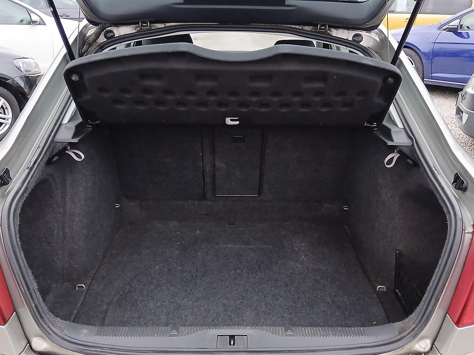 Škoda Octavia II 1.9TDi Elegance