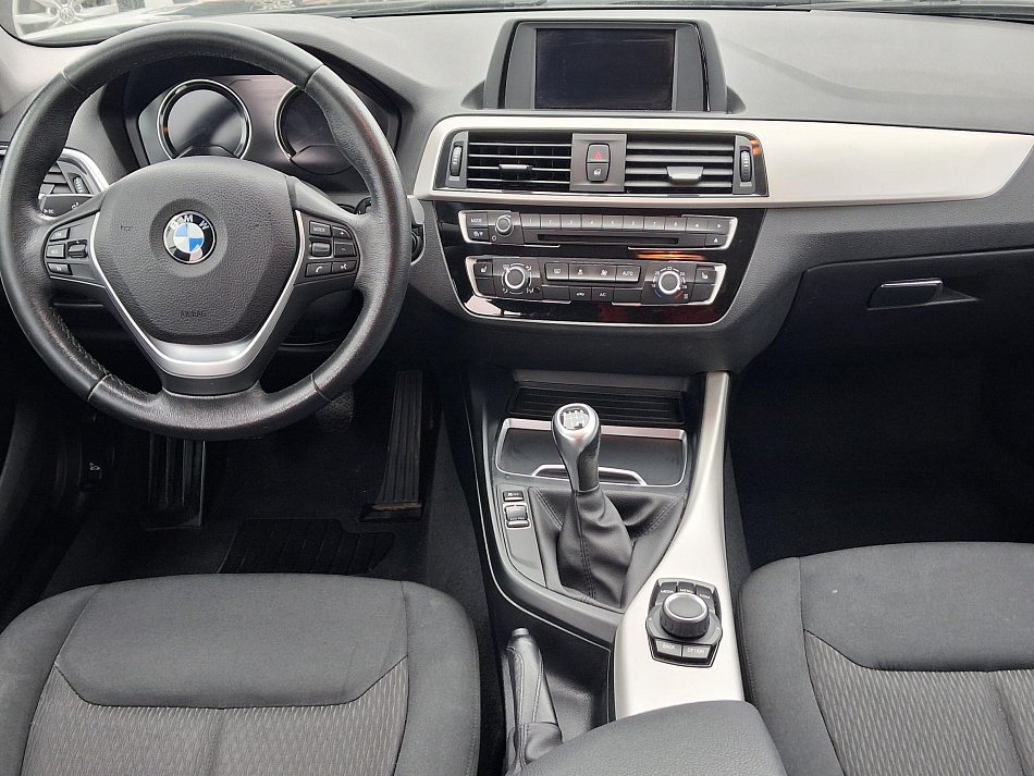 BMW Řada 1 1.5i 
