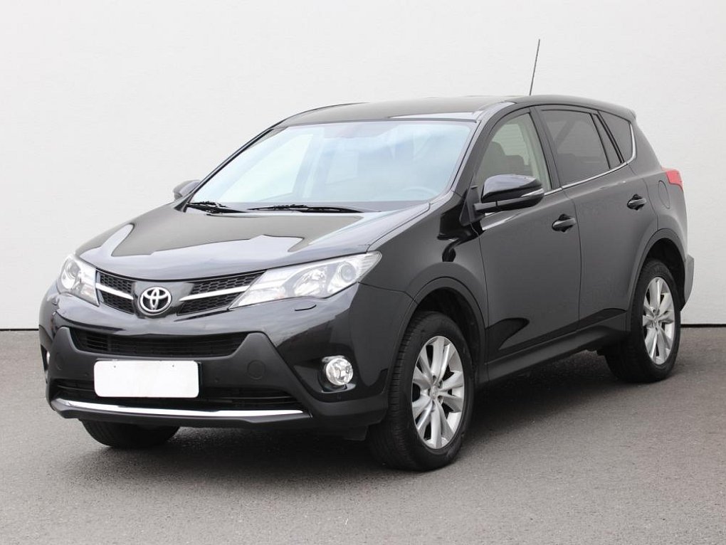 Toyota RAV4 2.2D 