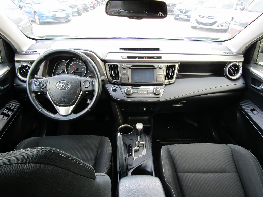 Toyota RAV4 2.2D  4x4