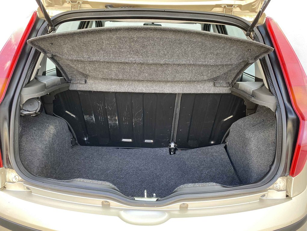 Fiat Punto 1.2i 