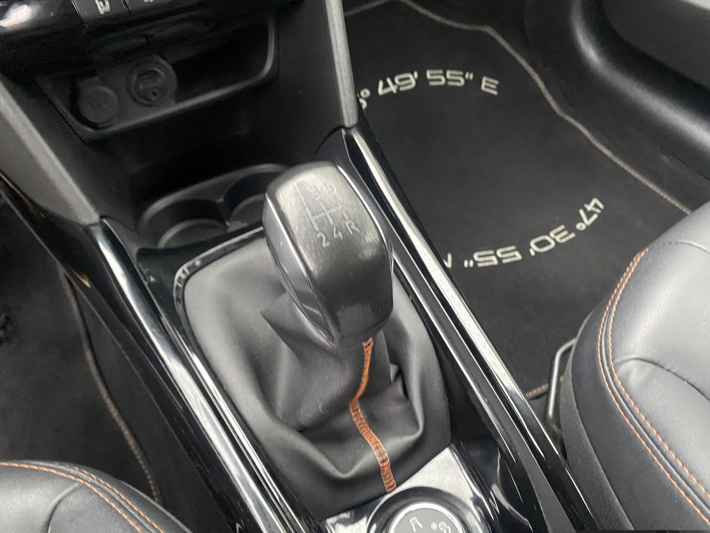 Peugeot 2008, 2015 - pohled č. 16