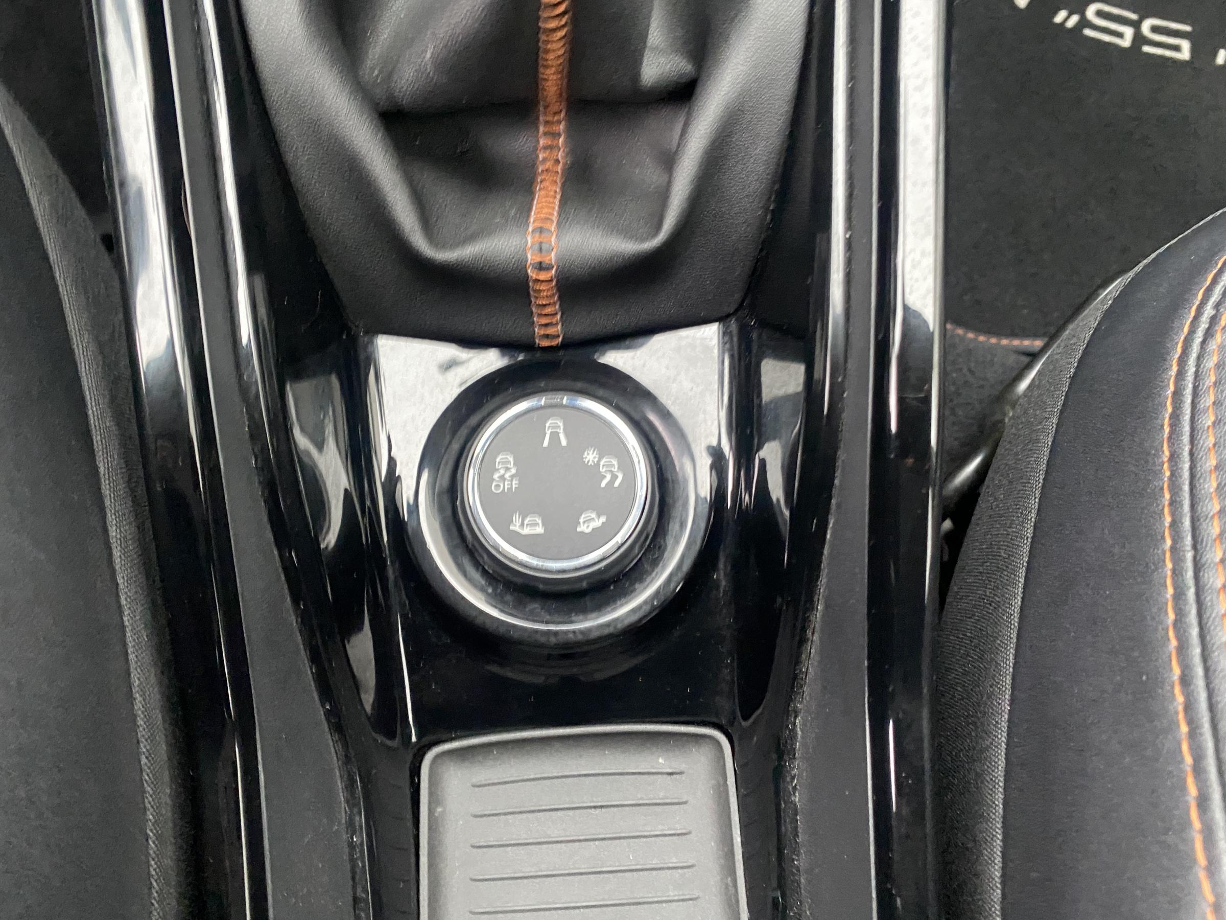 Peugeot 2008, 2015 - pohled č. 17