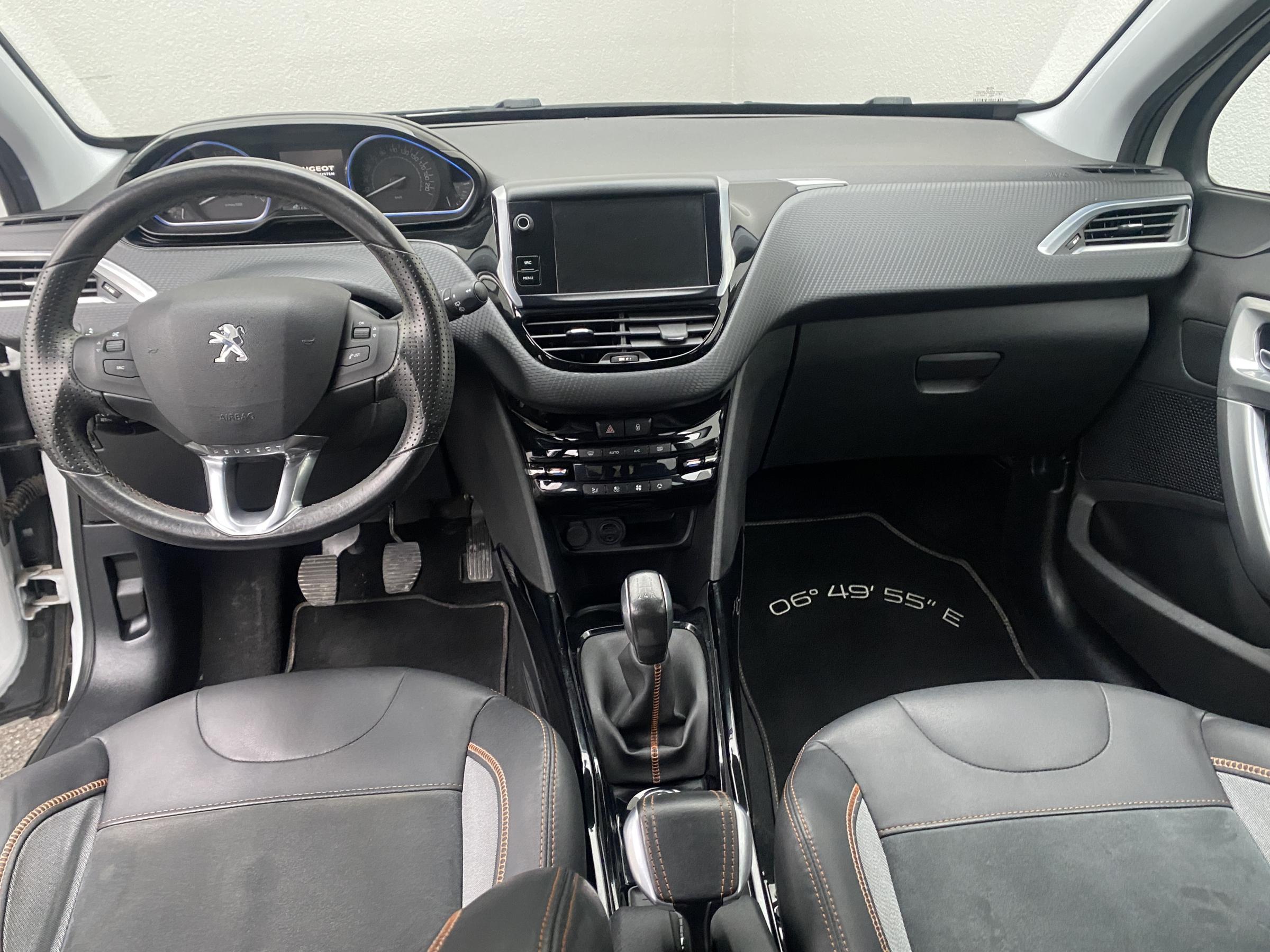 Peugeot 2008, 2015 - pohled č. 8