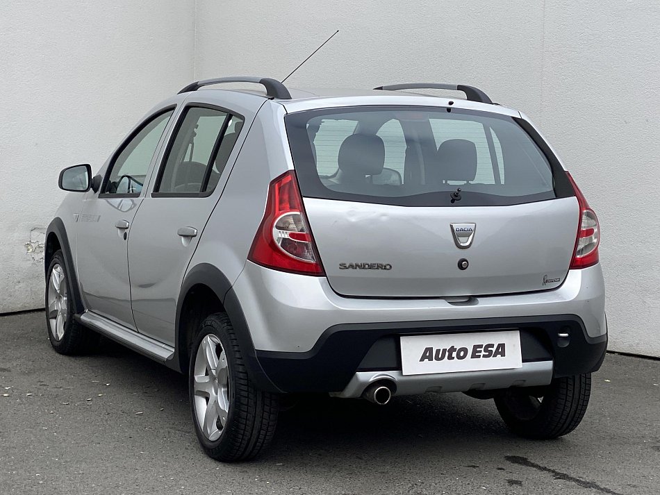 Dacia Sandero 1.6 i 