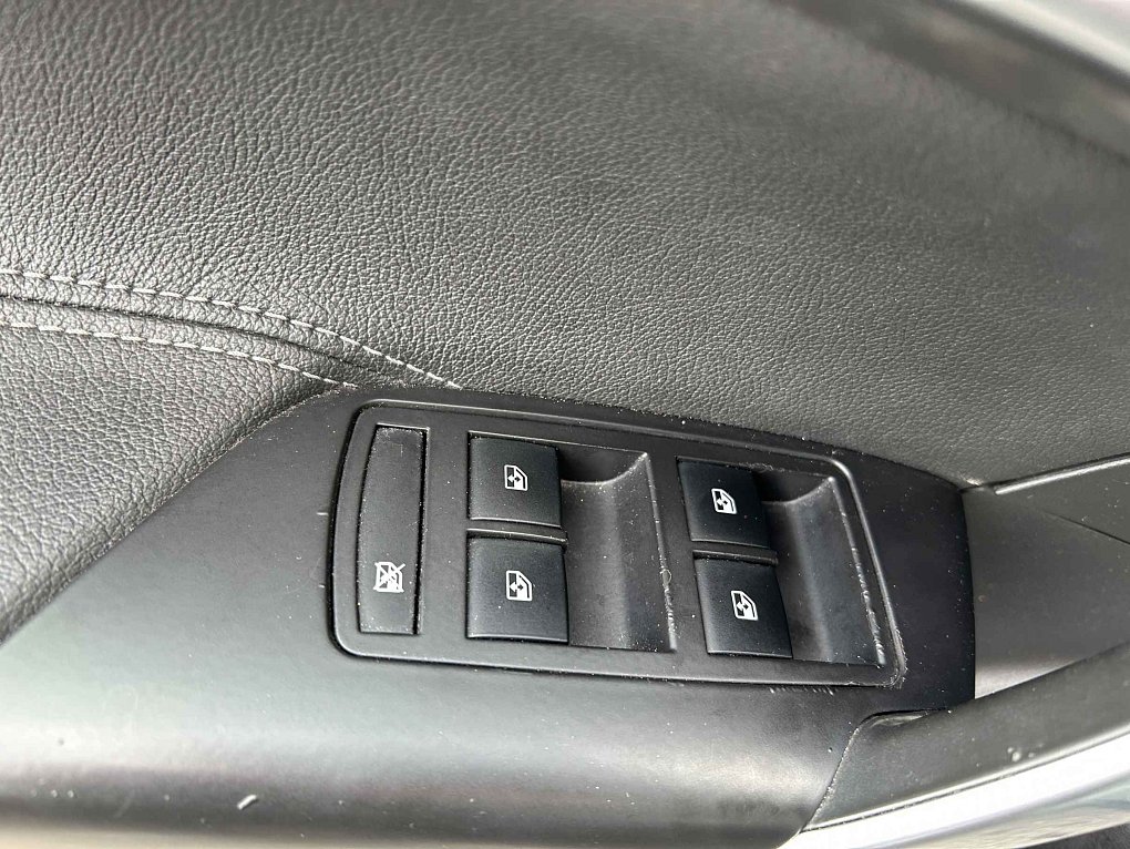 Opel Insignia 1.6T 