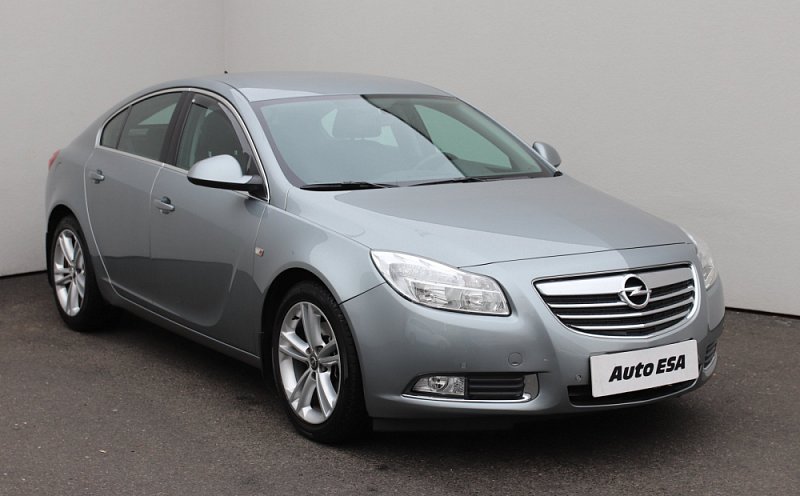Opel Insignia 1.6T 