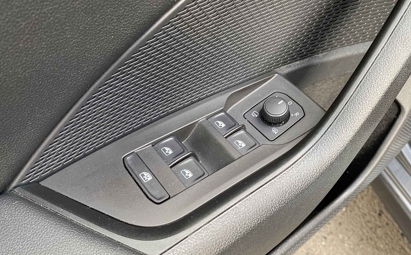 Škoda Octavia IV 2.0 TSi Scout