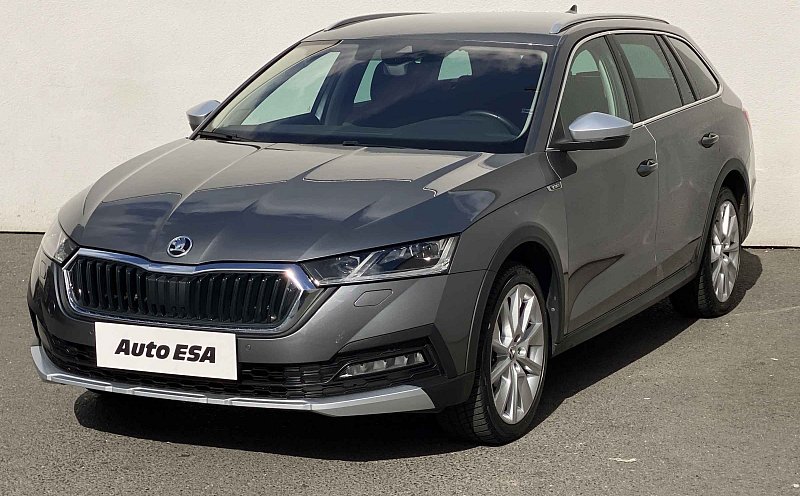 Škoda Octavia IV 2.0 TSi Scout