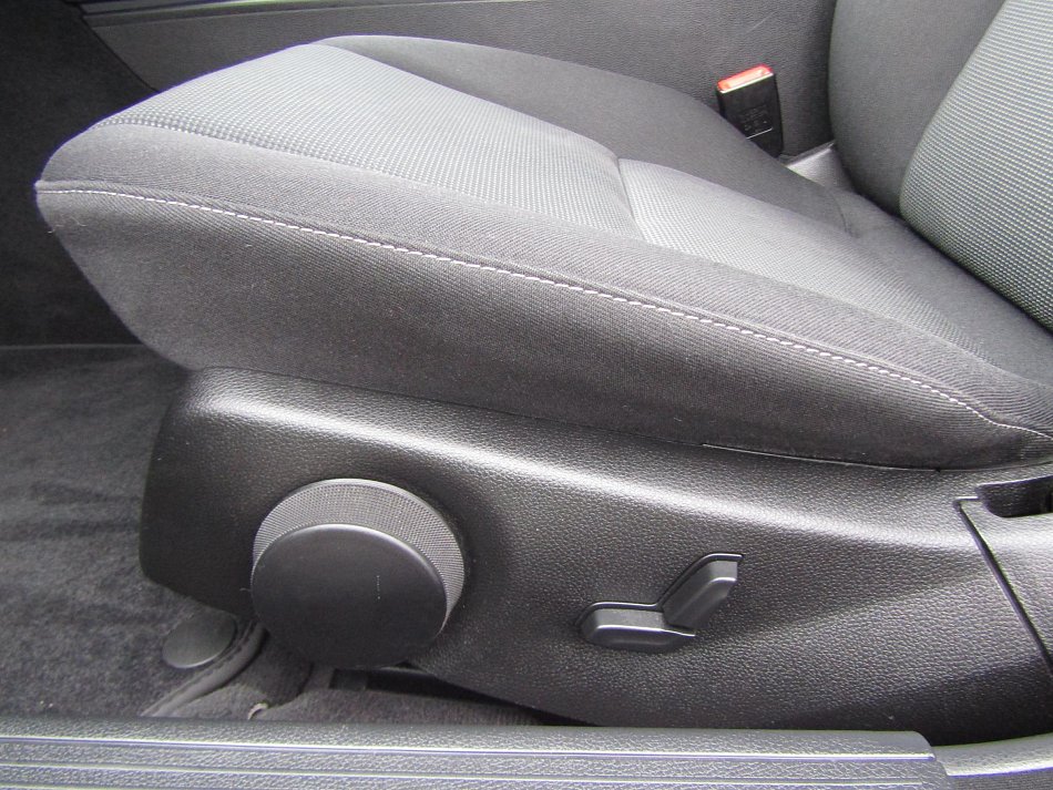 Mercedes-Benz Třída C 2.0 CDi 