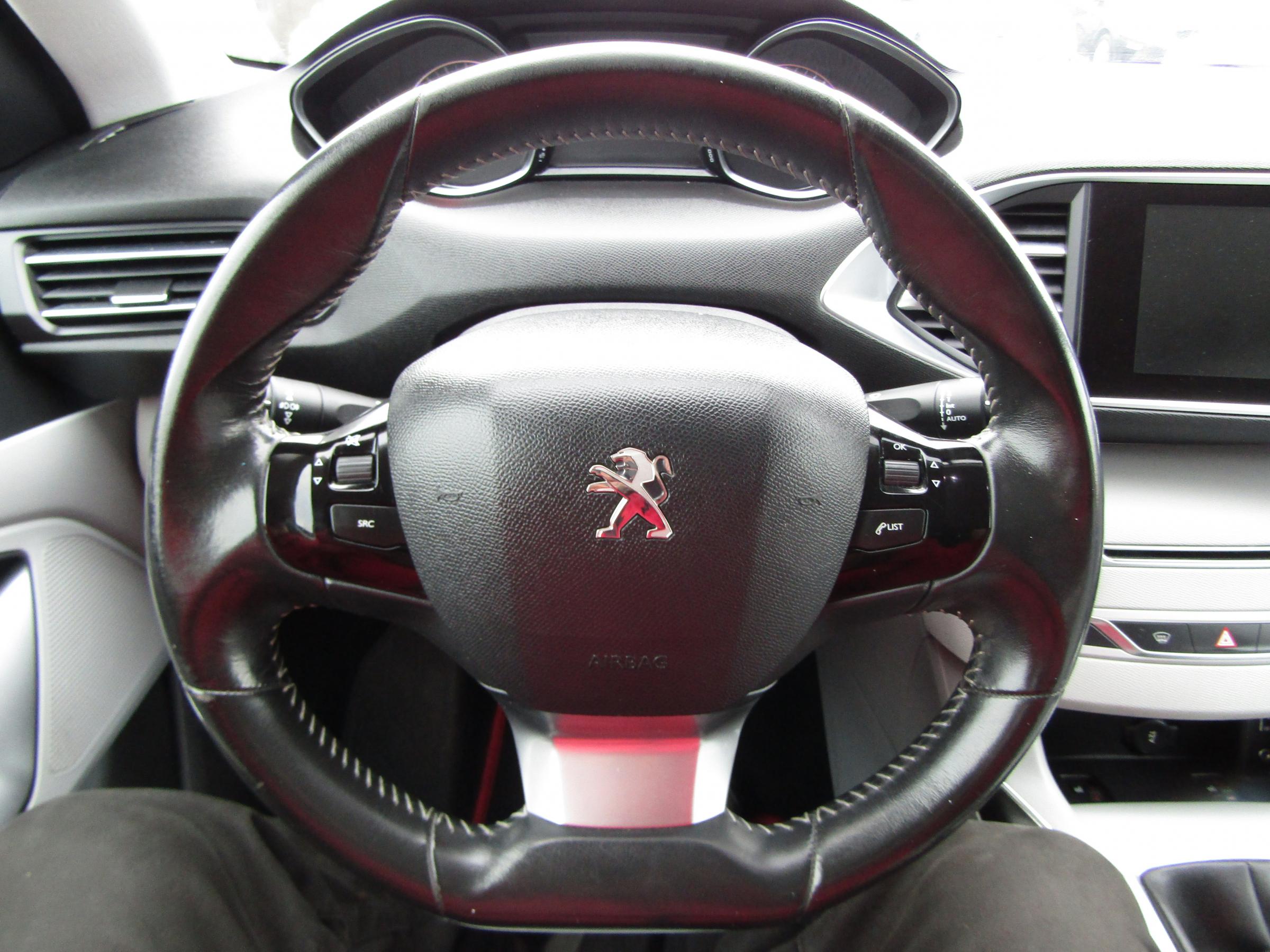 Peugeot 308, 2014 - pohled č. 19