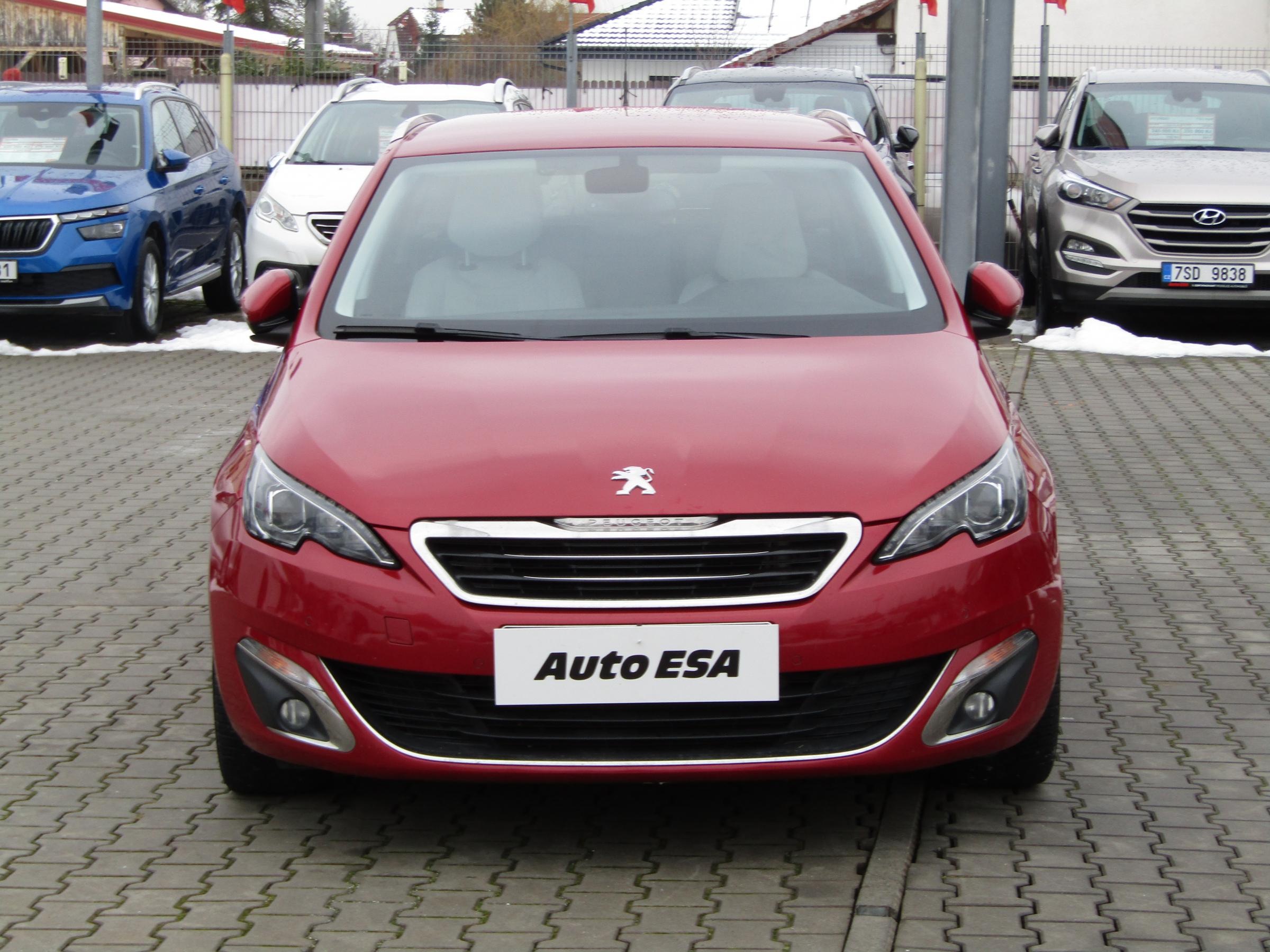 Peugeot 308, 2014 - pohled č. 2