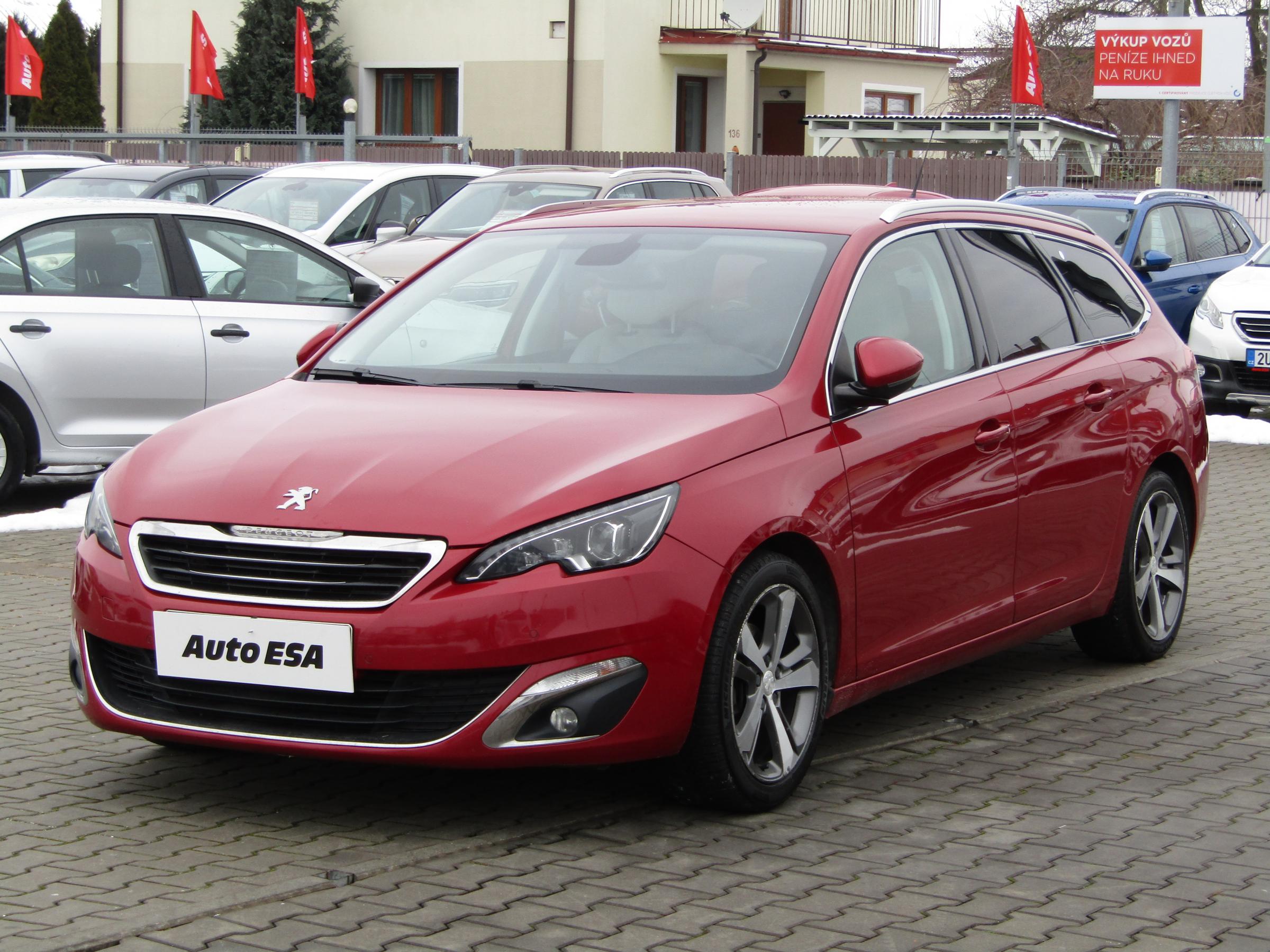 Peugeot 308, 2014 - pohled č. 3