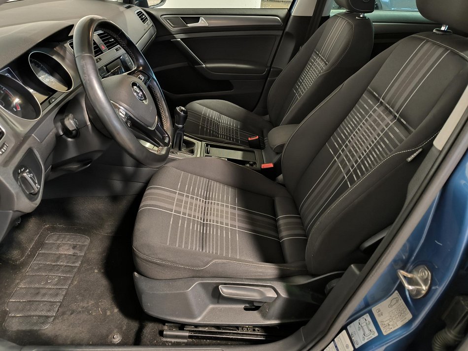 Volkswagen Golf 1.2 TSi 