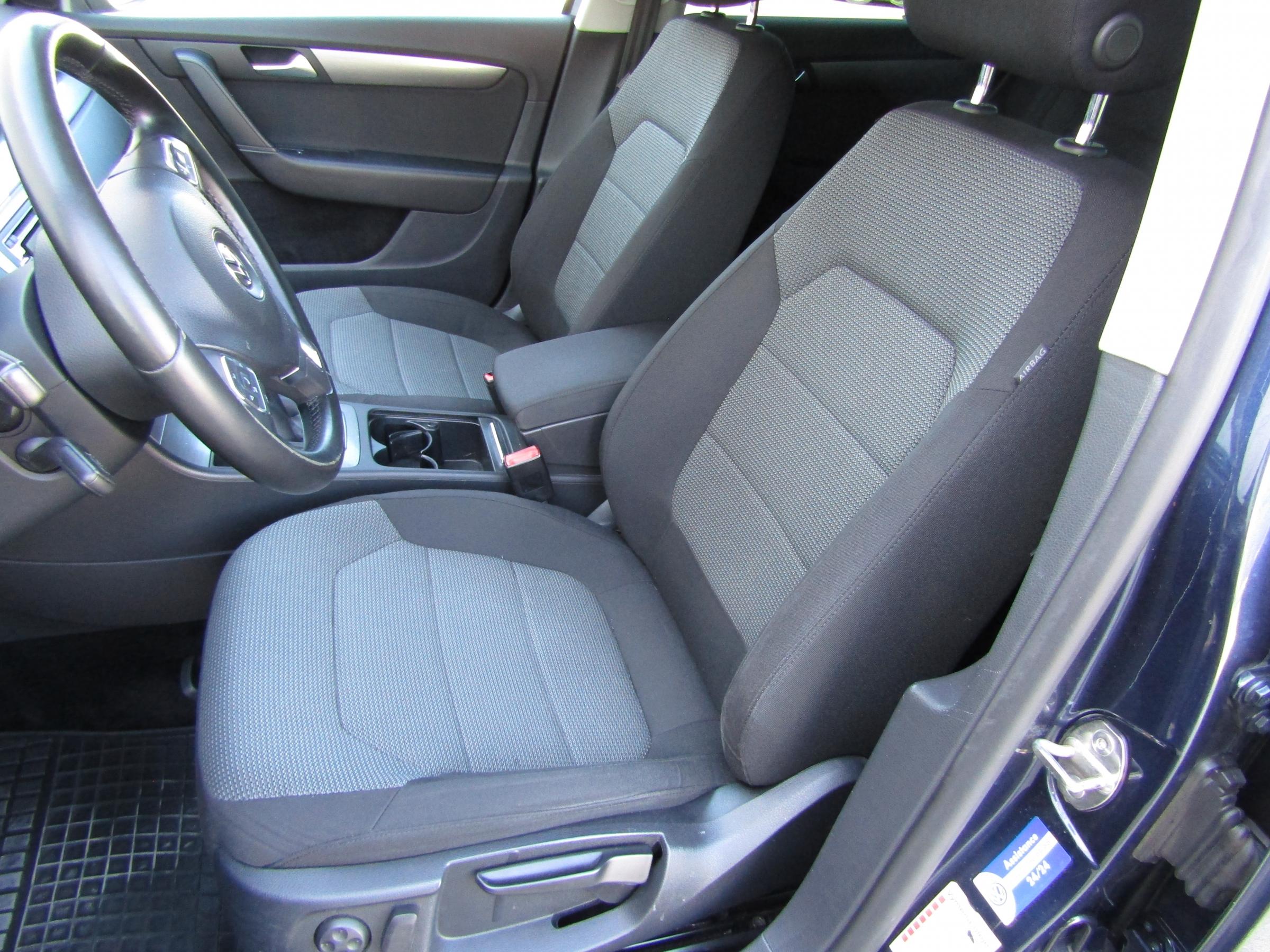 Volkswagen Passat, 2013 - pohled č. 9