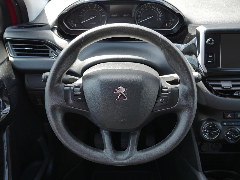 Peugeot 208 1.2 PT 