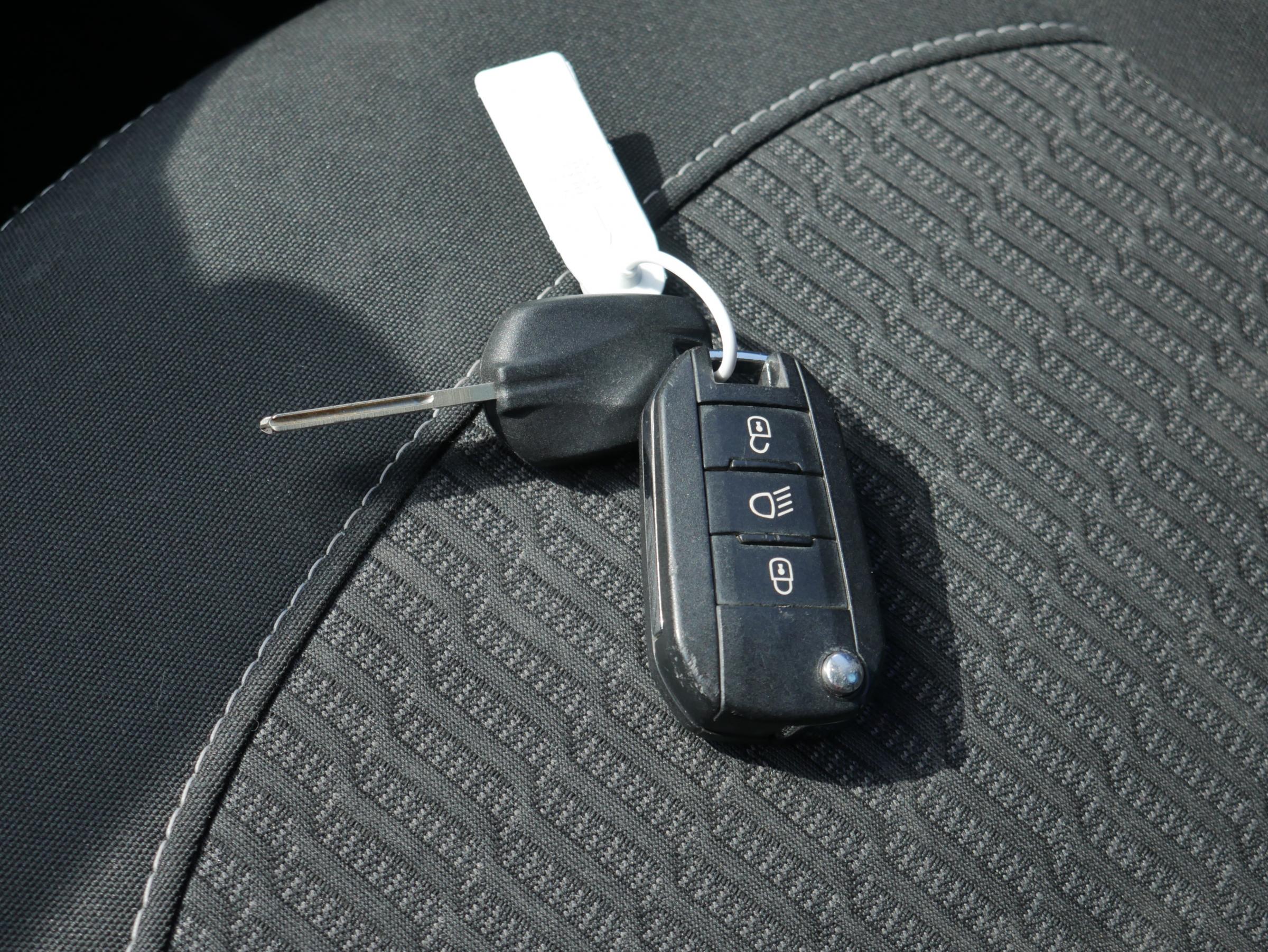 Peugeot 208, 2018 - pohled č. 19