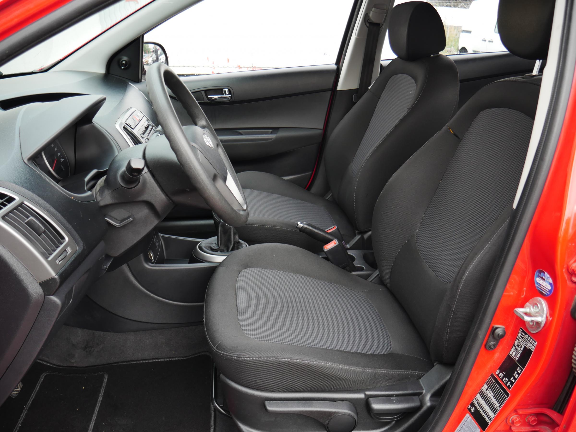 Hyundai i20, 2013 - pohled č. 10