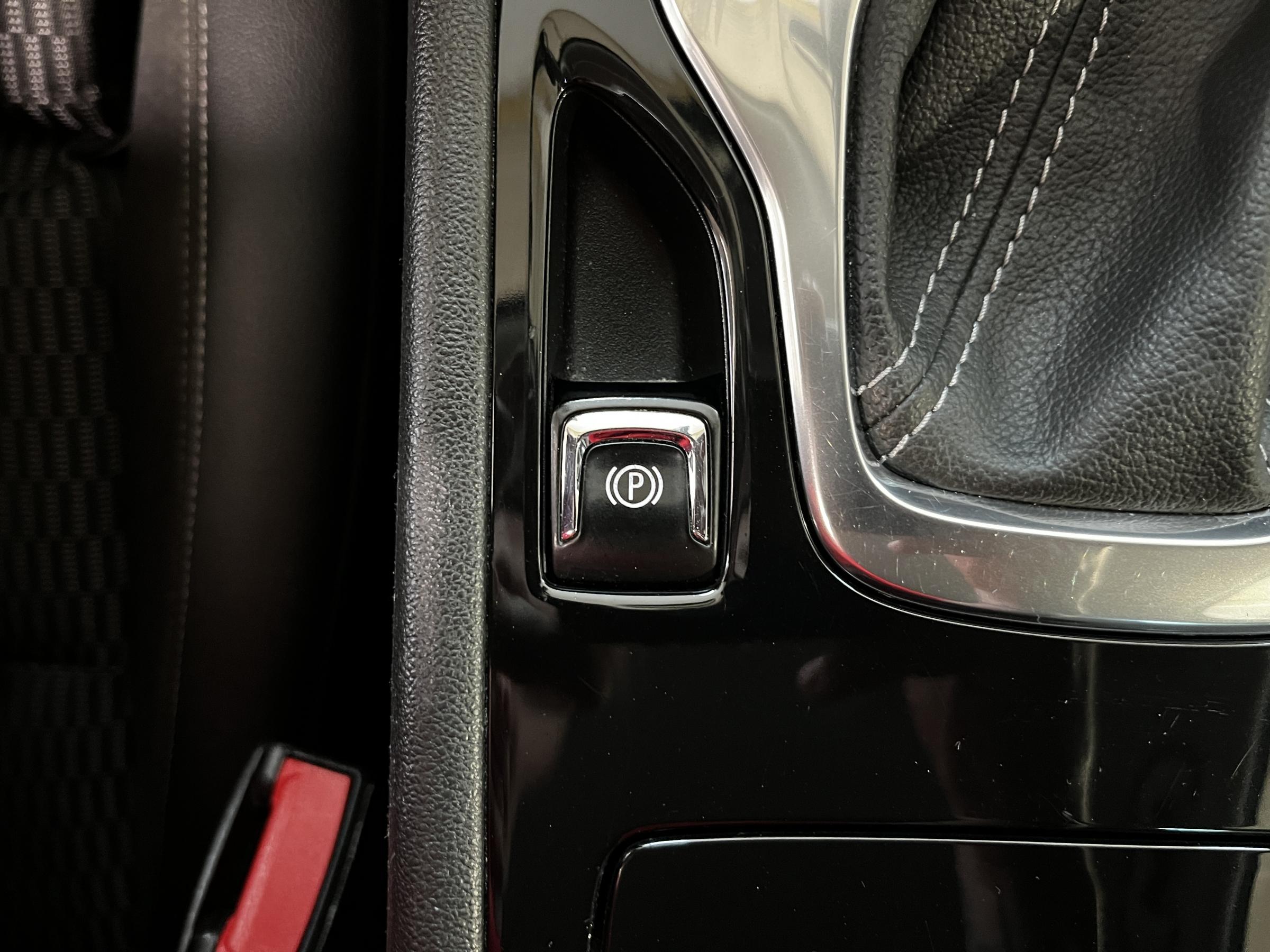 Opel Insignia, 2019 - pohled č. 18