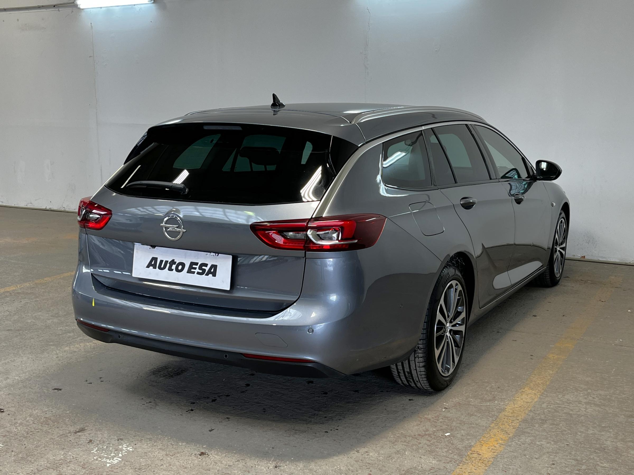 Opel Insignia, 2019 - pohled č. 4