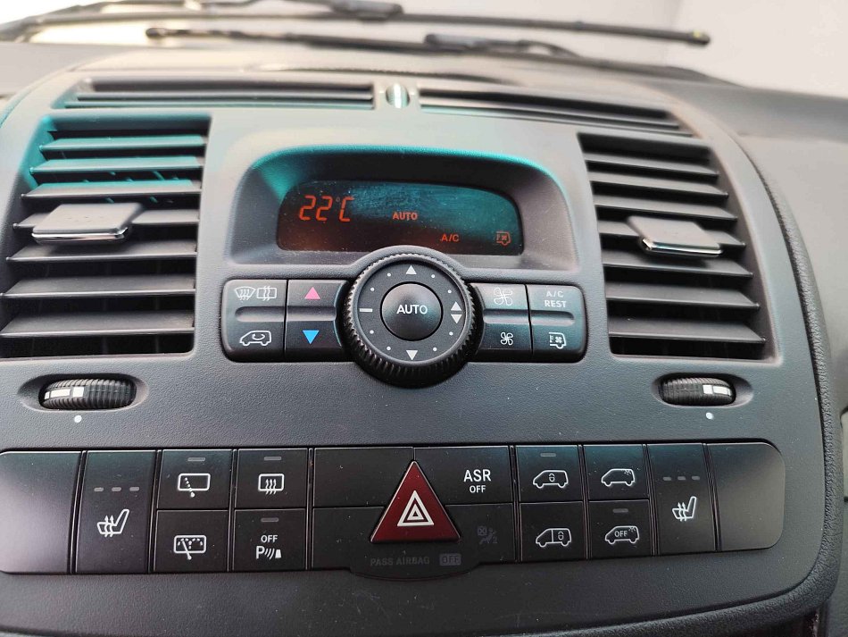 Mercedes-Benz Viano 3.0CDi V6 Ambiente L2