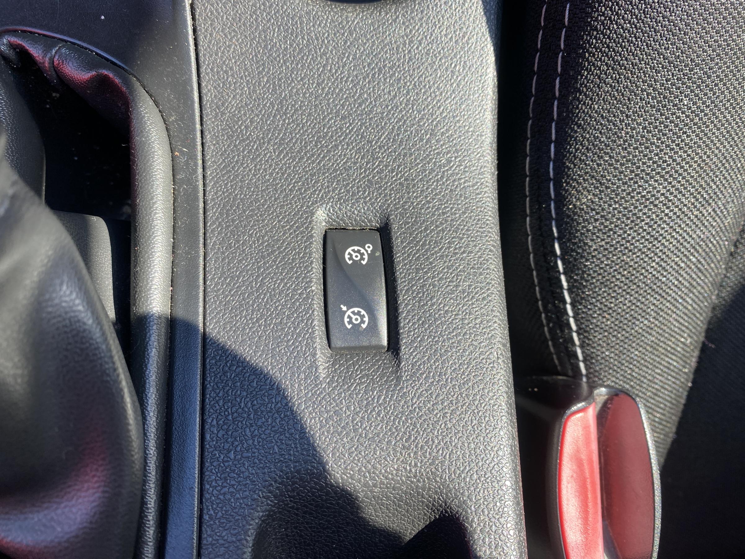 Renault Fluence, 2014 - pohled č. 20