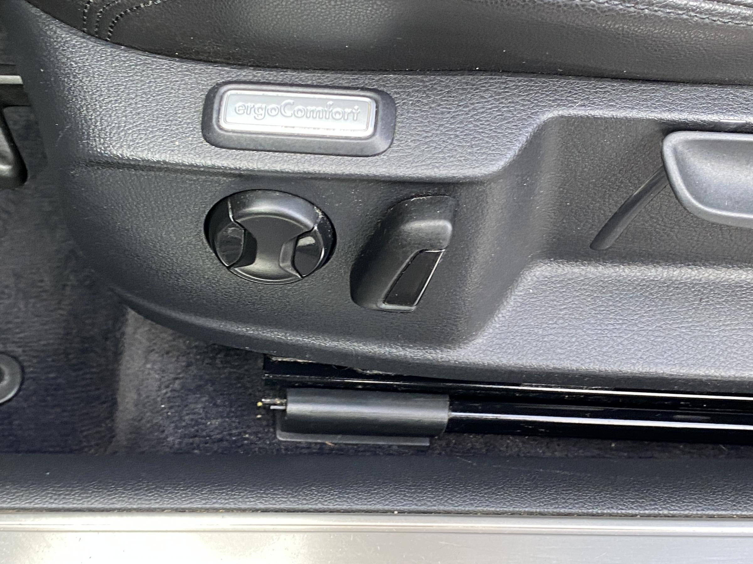 Volkswagen Passat, 2015 - pohled č. 12