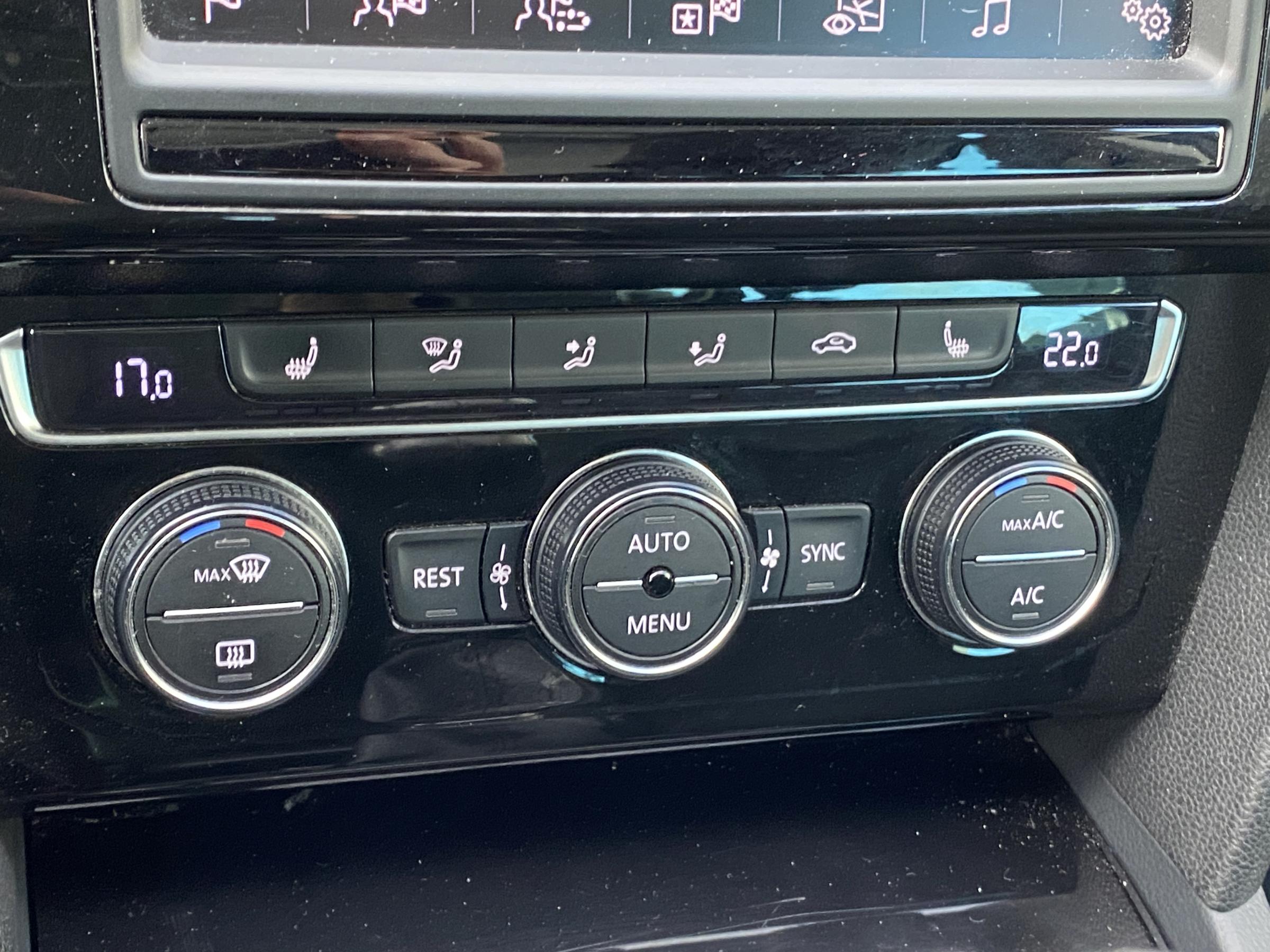 Volkswagen Passat, 2015 - pohled č. 15